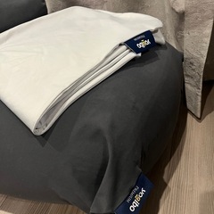 取引中>ヨギボー Yogibo Midi Premium とYogibo Roll Dot 2つの画像