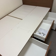 【お取引中】
ニトリ　収納付きセミダブルベットフレーム