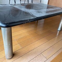 リビングローテーブル無償でお譲りします。