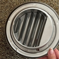ステンレス円形屋外換気口　エアーベントカバーの画像