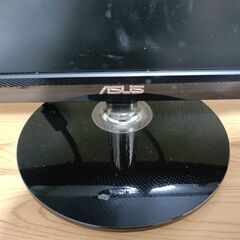 【無料】デスクトップパソコン＆モニターの画像