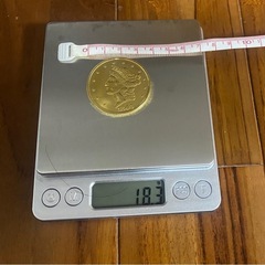 金色コインの画像
