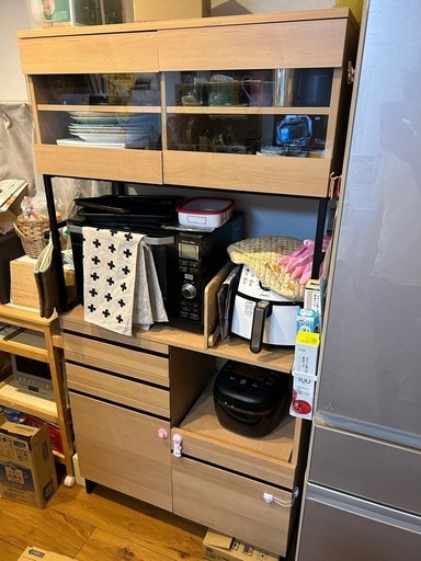 ［購入者決定済］キッチンボード、食器棚