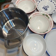 決まりました！IKEA ステレンレス鍋とお皿まとめ売りの画像
