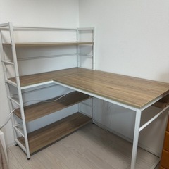 シェルフ付きデスク