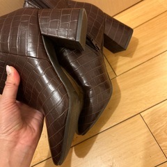GUショートブーツの画像