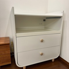 IKEA おむつ替え台の画像
