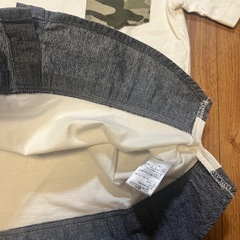 西松屋　迷彩柄ポケット付Tシャツ　140㎝の画像