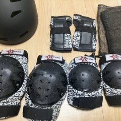 スケーボー 子供用 ヘルメット　プロテクター セットの画像
