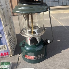 コールマン　オイルランタンの画像