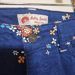 Betty Smith 花柄スキニーパンツの画像