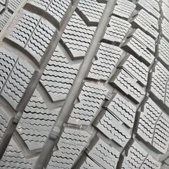 16インチ冬 ヤリスクロス 205/65R16【~90％ 富山】セレナ C28 ヤリクロ アルファード マークX エスティマ クラウン オデッセイ 中古４本 人気のガンメタ色アルミ ユーロスピードの画像