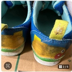 アンパンマンスニーカーの画像