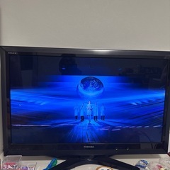 TOSHIBAのREGZA多分37