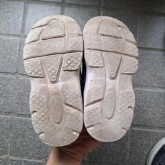キッズシューズ ブラック/パープル 16cmの画像