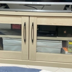テレビ台（角におけるタイプ）