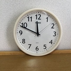 掛け時計　シンプルホワイト