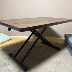 昇降テーブル