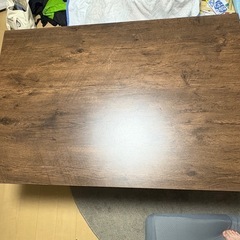 昇降テーブルの画像
