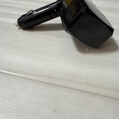 カシムラ 2連シガーソケット USB2ポート付き の画像