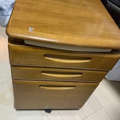 ワゴンデスク　の画像