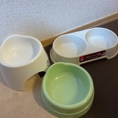 100均　ペット　お皿　3個セット