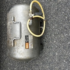 マキタコンプレッサー補助タンク