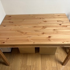 IKEAダイニングテーブル