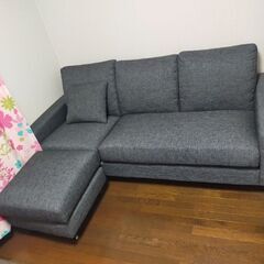 美品3人掛けソファー