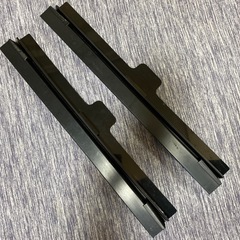 アイズ　小窓用網戸　キャラバン4ドア用？の画像