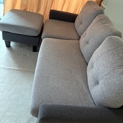 ３人掛けソファー　オットマン？付きの画像
