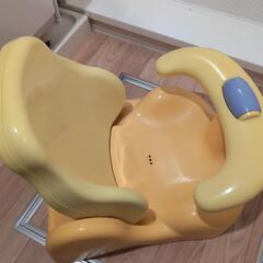 ✩お話中✩アプリカ　ベビーバスチェア