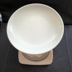 計量　はかり　2キロの画像