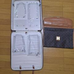トートバッグとパソコンバッグ の画像