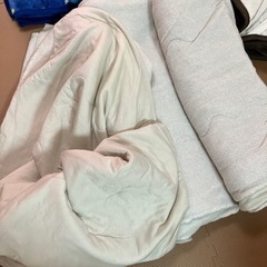 膝掛け麺毛布３枚　敷きカバー１枚　掛け布団３枚の画像