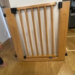 ベビーゲート