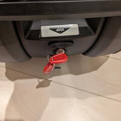 GIVI バイク用リアボックス　B42NBブラックの画像