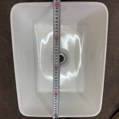 手洗い四角ボウルの画像