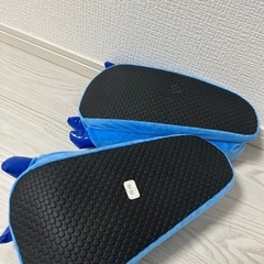 かいじゅうスリッパ　の画像