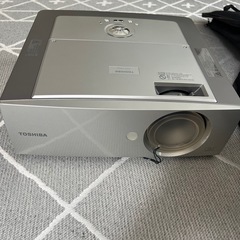 TOSHIBA TDP-T250 プロジェクター本体