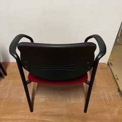 スタッキングチェア3脚椅子ジム受付の画像