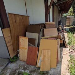 引き取りに来れる方限定★薪、廃木材★キャンプ、バーベキュー、焚き...