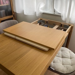 ダイニングテーブル/伸縮可能/IKEA/ナチュラルの画像