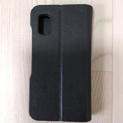 AQUOSwish２ブラック手帳型スマホカバーの画像