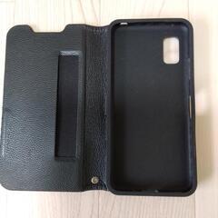 AQUOSwish２ブラック手帳型スマホカバーの画像