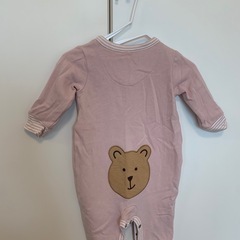 GAP クマケツロンパース 60の画像
