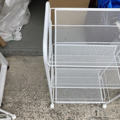 🌟文章お読みください🌟A-1142収納キャスター付きラック‼️美品です❣️の画像