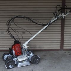 草刈機　オーレック　スパイダーモアー　SP851AF　4WD　斜面刈