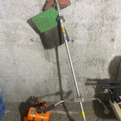 草刈り機の画像