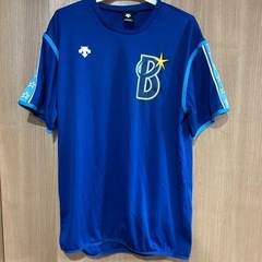 横浜DeNAベイスターズ　シャツ